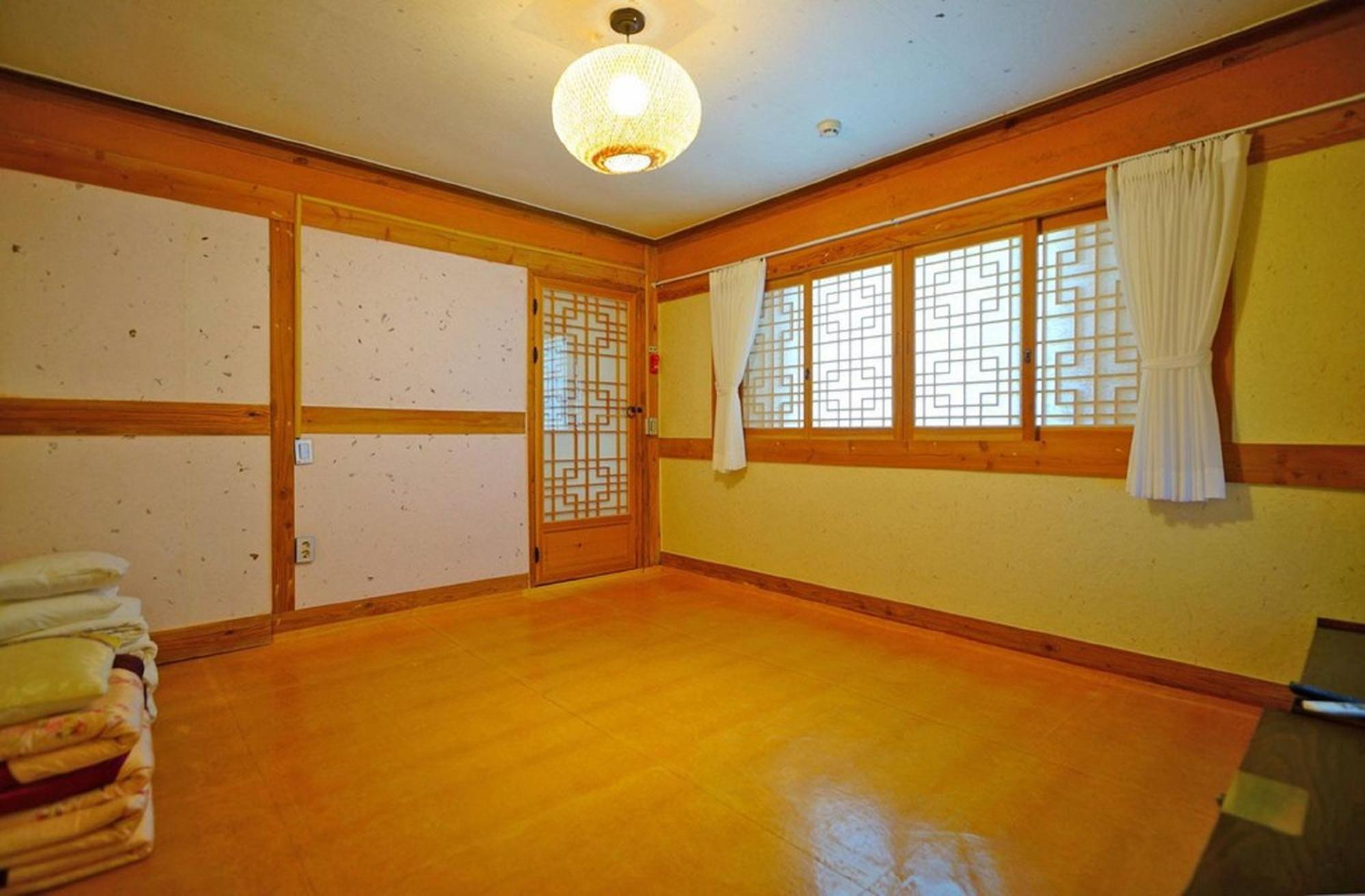 Hanok Gotaek Goeul Jeonju Buitenkant foto