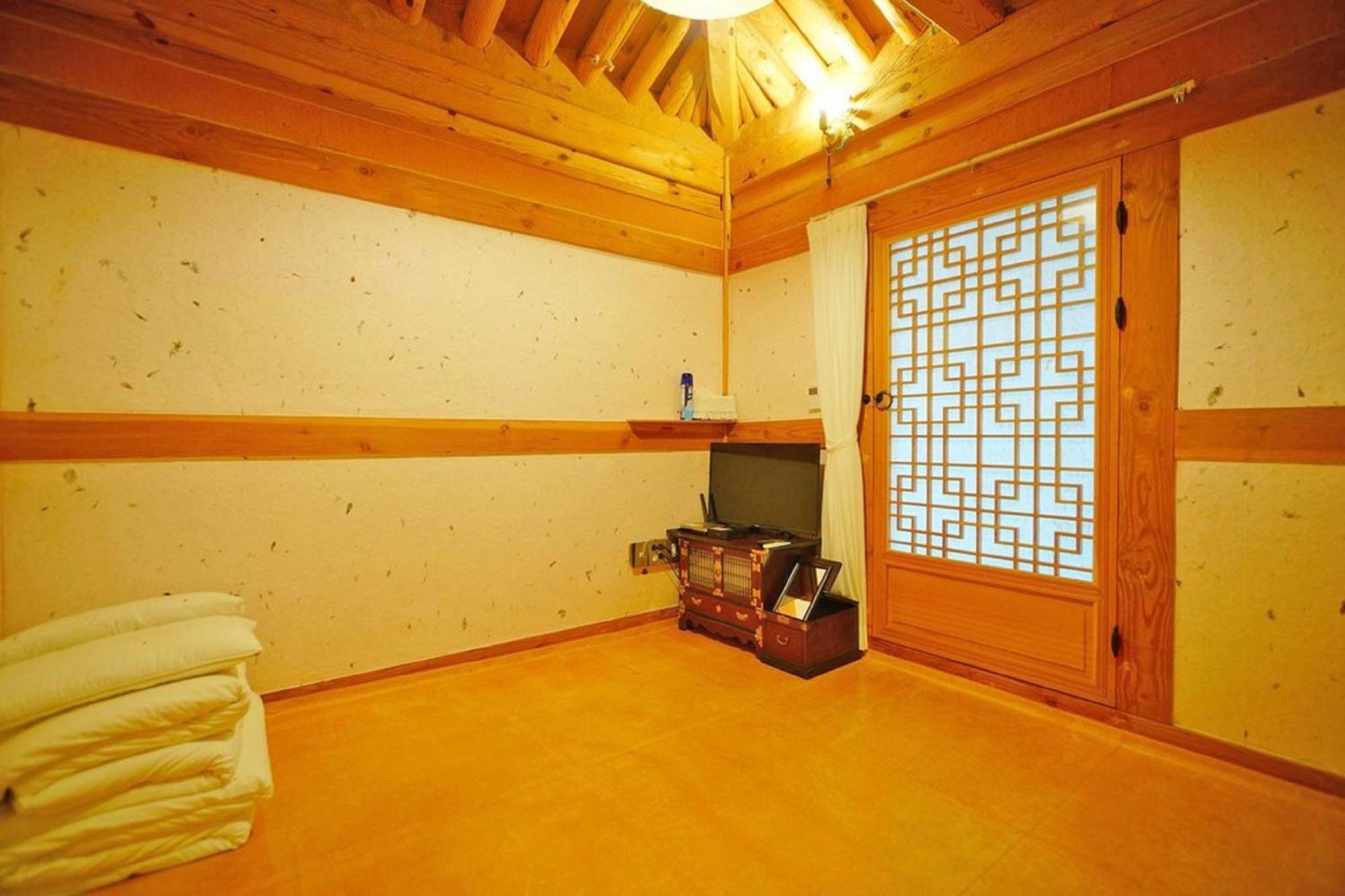 Hanok Gotaek Goeul Jeonju Buitenkant foto